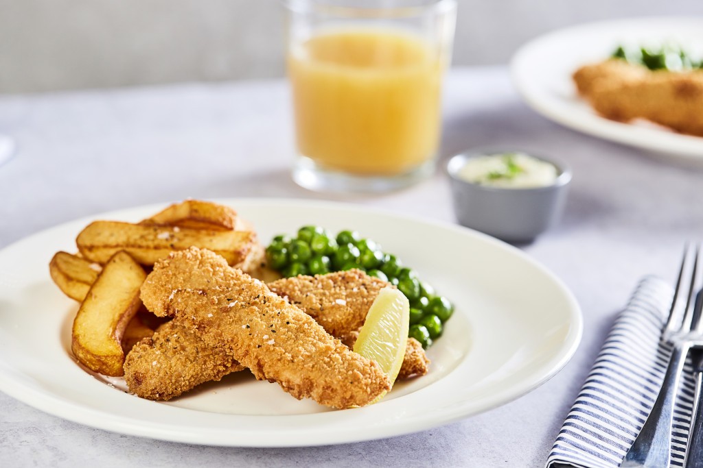 PACIFIC WEST Premium Breaded Salmon Strips