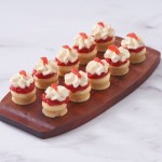 FRANK DALE Mini Strawberry & Cream Scones